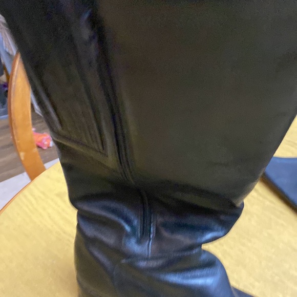 Nice Women’s Boots - Picture 3 of 5